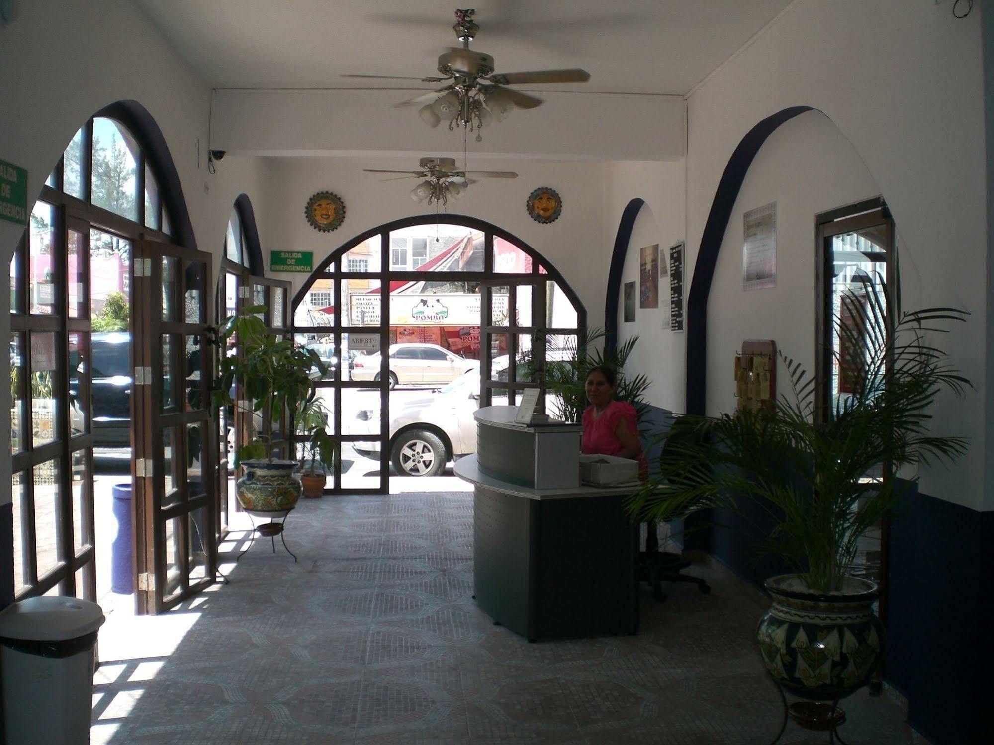 Hotel Colonial San Carlos Cancún Eksteriør billede